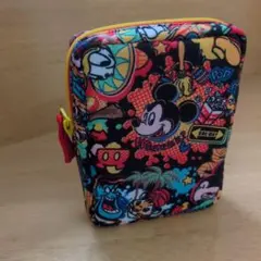 Disneyポーチ　ドナルド　ミッキー　ミニー　ブランダー　チャンドゥ　ジーニー