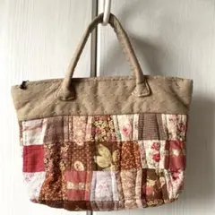 【訳あり】　ハンドメイド　パッチワーク　ファスナー付きハンドバッグ　トートバッグ