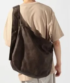 niko and… 大容量フェイクレザーショルダーバッグ