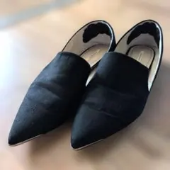 ZARA　フラットパンプス　ブラック 39 つま先ゴールドのサムネイル