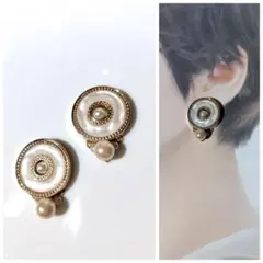 ホワイト＆ゴールドとパールビーズのピアス　卒業式　入学式