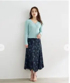 ストラStola.花柄スカート新品タグつき38のサムネイル