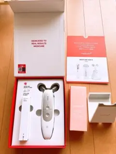 メディキューブ美顔器 タカミスキンピール - メルカリ