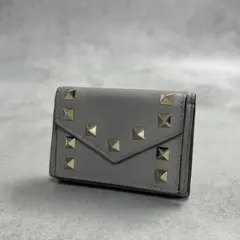 VALENTINO ロックスタッズ コンパクトウォレット 折り財布 9635のサムネイル