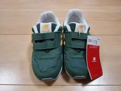 New Balance 313 グリーン　16cm　新品未使用