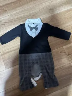 タキシード風ロンパース 80㎝　西松屋