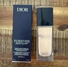 Dior ディオールスキン フォーエヴァー フルイド グロウ 1.5Nのサムネイル
