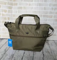 Adidas トートバッグ ショルダーバッグ　オリーブ色