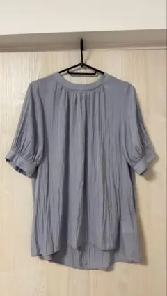 anySiS ライトブルーグレー 半袖　シフォンブラウス