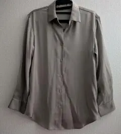 週末値下げ✨新品未使用✨ユニクロ　サテンブラウス とろみ シャツ　ベージュ　M