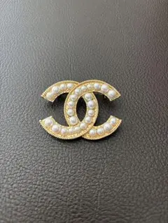 CHANEL パール装飾 ダブルCロゴブローチ