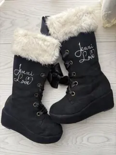 Item thumbnail for item 3de5d865-5aeb-40b6-9ce9-ae13ab39f0c7