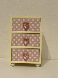 Item thumbnail for item dd39743f-5a64-44da-92c0-3c14bba4b372