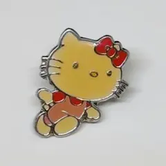 ハローキティ ご当地ストラップ ピンバッジ 3点セット - メルカリ