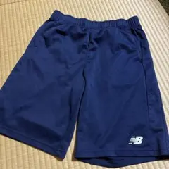 New Balance ネイビー ハーフパンツ