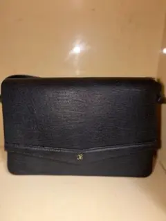 ブラックショルダーバッグ 合成皮革
