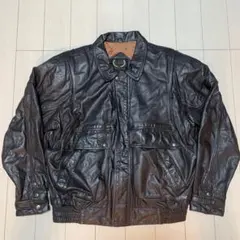 Item thumbnail for item 25438039-e9e1-45c1-827c-85e20469fd92