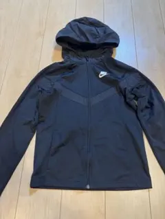 タイムセール★NIKE★ジップアップ★L