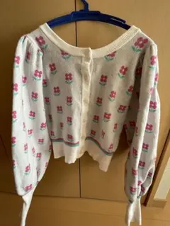 NICE CLAUP花柄パフスリーブニットカーディガン