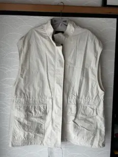 w closet ハイネックミリタリーベスト　アイボリー