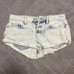 FOREVER21 PREMIUM DENIM ショートパンツのサムネイル