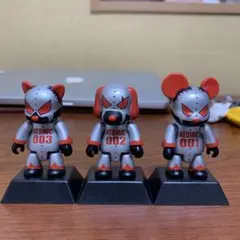 リアルヘッド　マッドバーバリアンズ　マッドヘッド　ソフビ　フィギュア　黄　赤　紫 リアルヘッド マッドバーバリアンズ マッドヘッド ソフビ