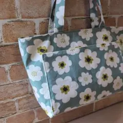 ファスナー付きトート肩にかけられるバッグ