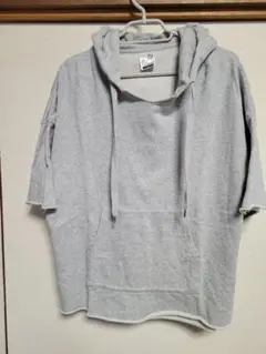 【値下げ中‼️】go slow caravan グレー 半袖フードパーカー