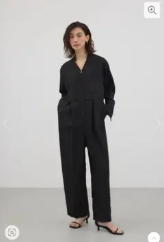 新品未使用タグ付き　アズールバイマウジー　スタンドジップオールインワンのサムネイル