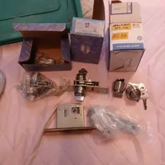 Item thumbnail for item d7eae3ea-984d-4387-917e-d4edc49b2384