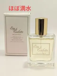ほぼ満水　gelato pique オードトワレ 30mL 香水のサムネイル