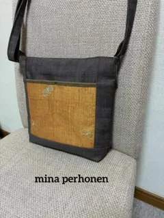 ミナペルホネン　サコッシュ　ショルダーバッグ　斜め掛け　ハンドメイド
