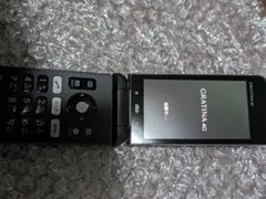 GRATINA 4g（KYF31）　ブラック 京セラ　ガラホ　ガラケー　 au