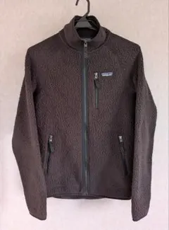 patagonia レトロパイルジャケット ブラック