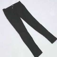 ストレッチスリムテーパードパンツ