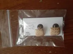 ベージュゴールドイヤリングセットのサムネイル