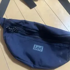 Lee ネイビー ボディバッグ