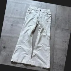 00s white flare pants gimmick y2k grunge