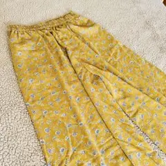 美品春夏♥ショコラフィネローブ ♥イージーワイドパンツ 【F】黄色 総小花柄ゴム