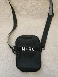 M+RC NOIR ショルダーバッグ MRC NOIR(マルシェノア) ショルダーバッグ(メンズ) - ブランド通販のBUYMA