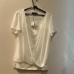 【未使用】22 OCTOBRE ホワイト Vネック 半袖 トップス　サイズ6