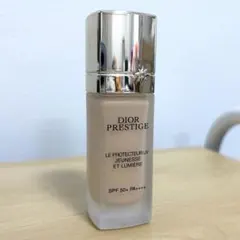 ディオール プレステージ ホワイトルプロテクターUV ルミエール BB00