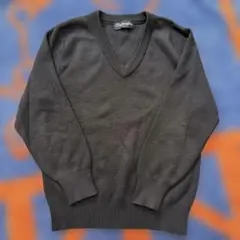 Clasmate ダークグレー Vネックセーター 120