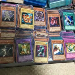 遊戯王引退 ノーマルカード レアカード 1000枚以上 まとめ売り