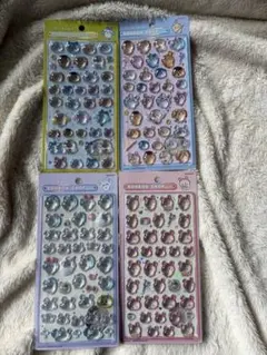 《正規品》ちいかわ ボンボンドロップ シール　みんなニコニコ　モモンガ　古本屋