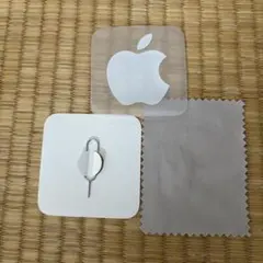 Apple SIMピンとクリーニングクロスセット