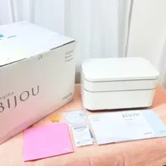美品】サキナピノ 美顔器 ほぼ未使用 木製キャスター付き - メルカリ