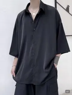 完売品　SHEIN ブラック 半袖シャツ
