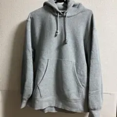 GUグレー フード付き パーカー Ｌサイズ