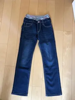 トムキャット　長ズボン　ジーパン　ストレートパンツ　140